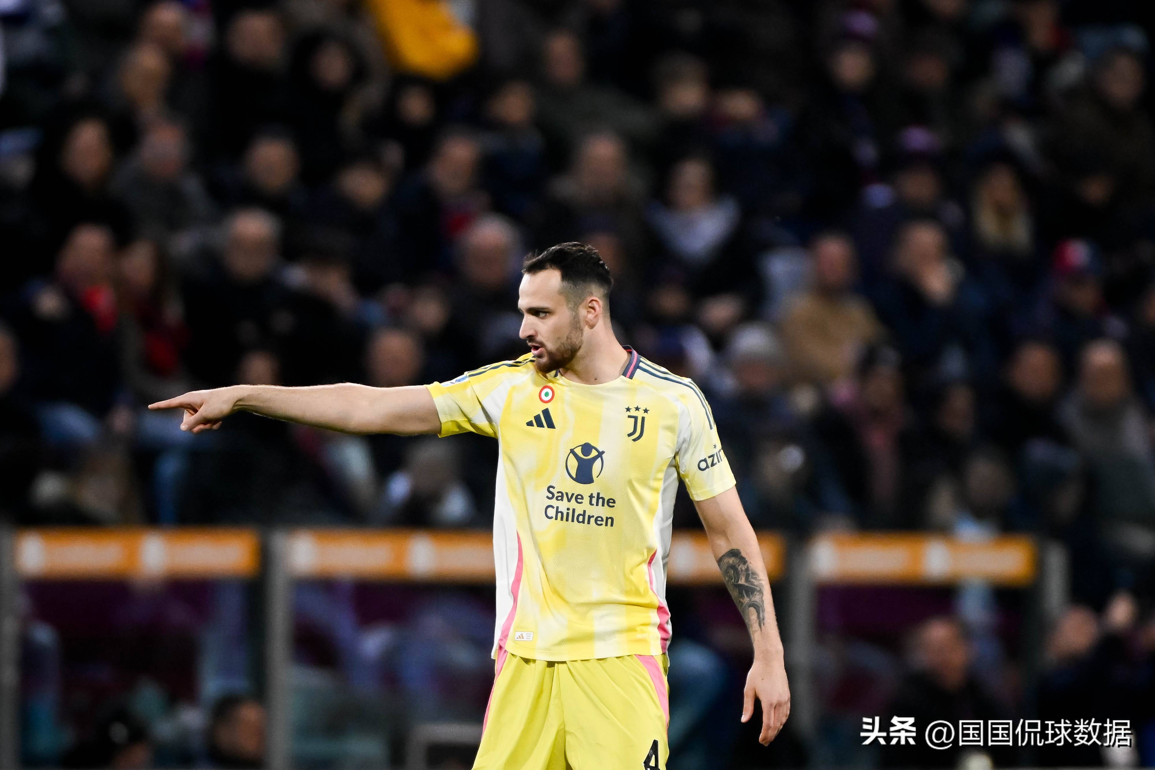 乐动体育-尤文图斯发布备战花絮；关键时刻内部沟通；意大利杯任务艰巨；训练强度明显提升的简单介绍